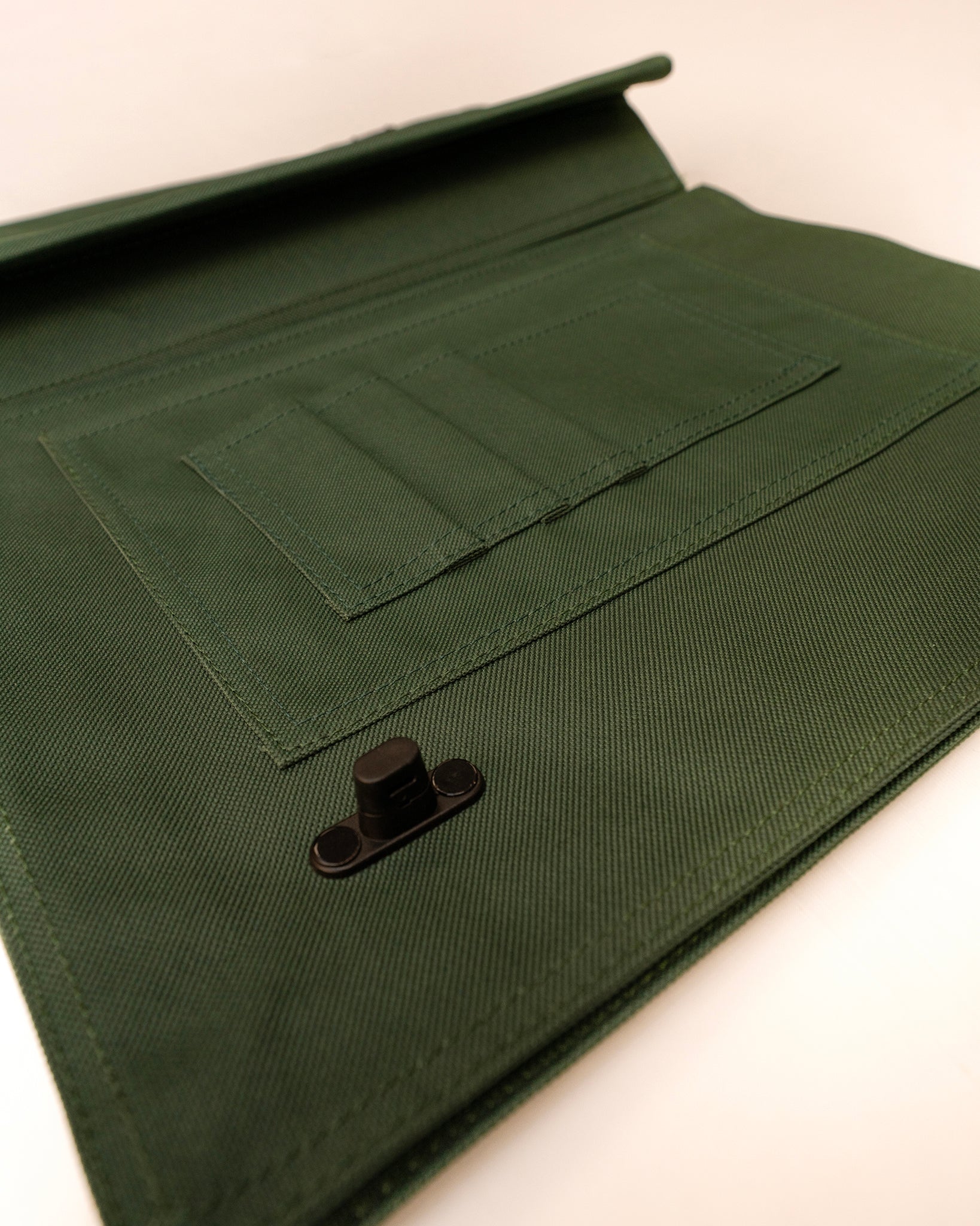 Yealand Document Case